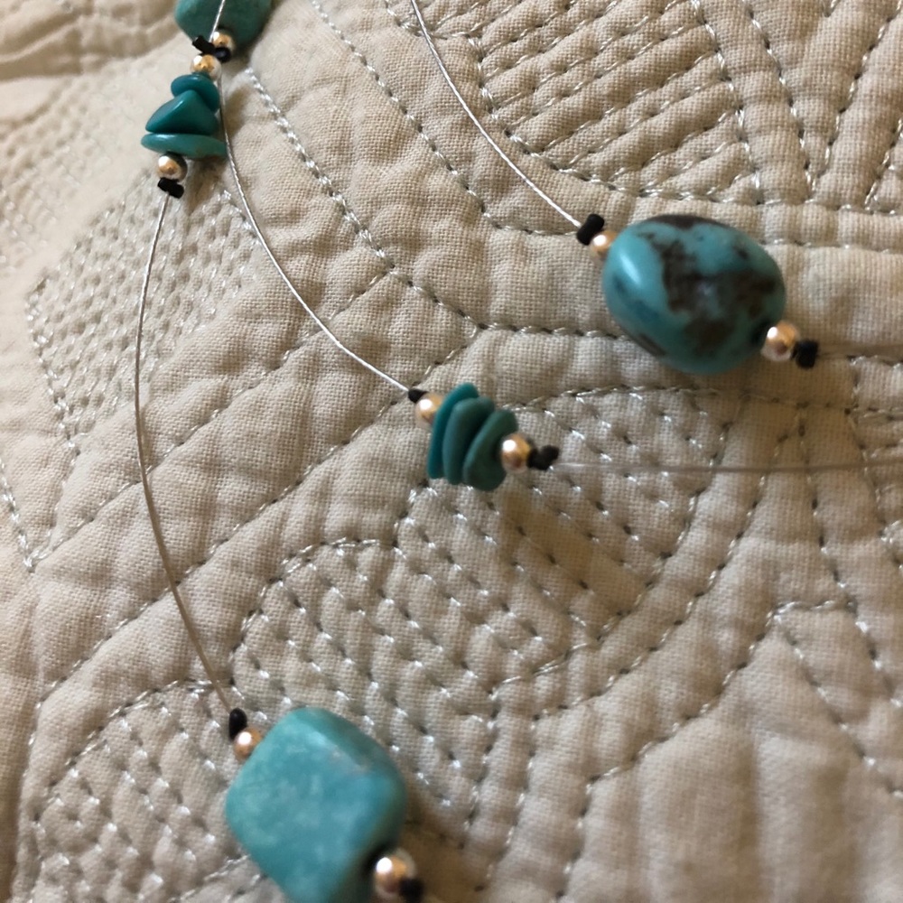 Turquoise & Wire Necklace - Picture 2 of 3